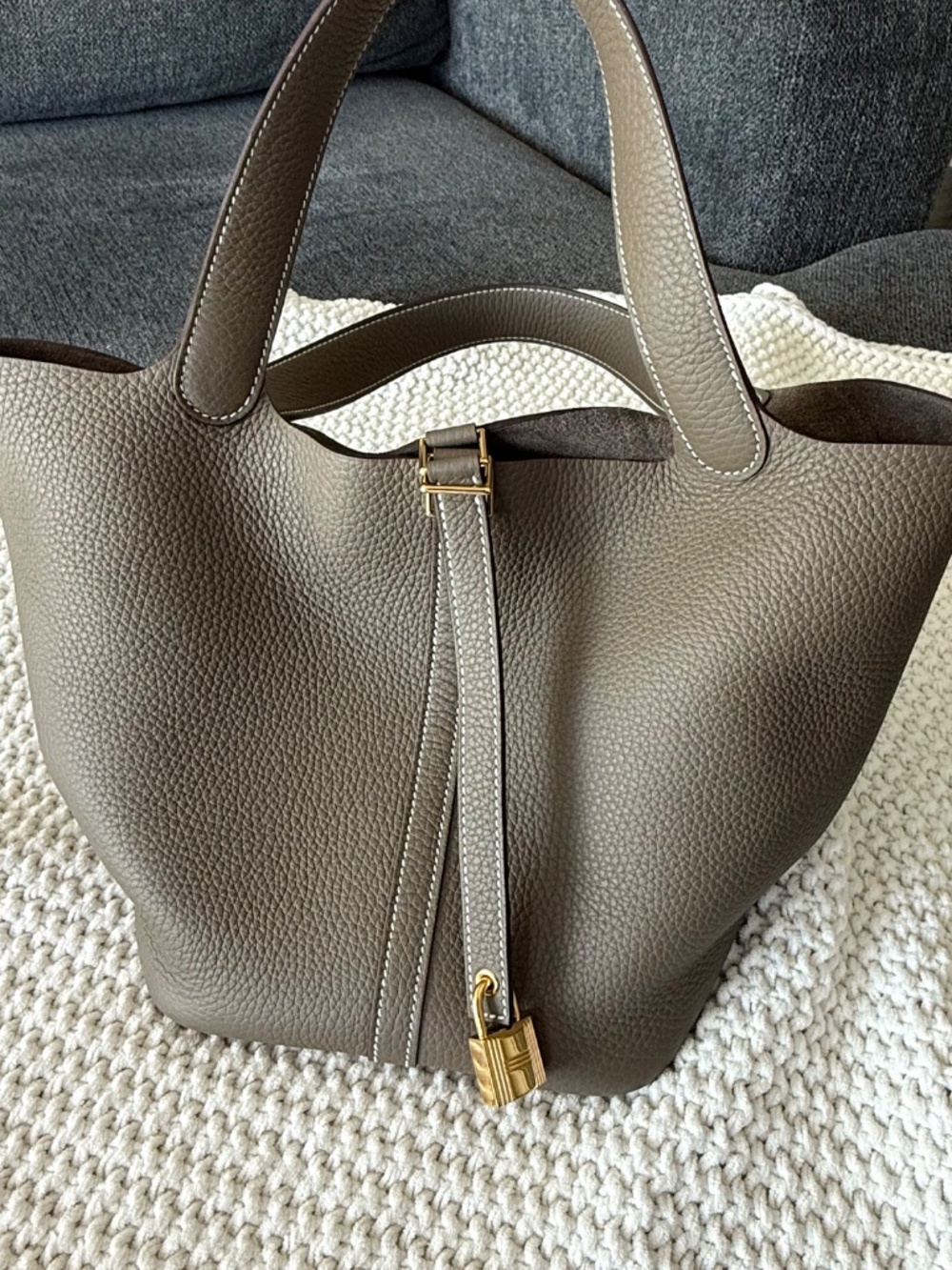 Hermes Picotin Lock 22 Clemence Calf Skin - Etoupe/GHW Hangbag - Picture 7 of 11